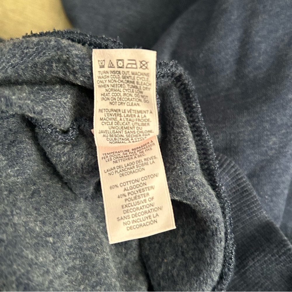 Victoria's Secret Navy Pullover - Picture 4 of 4